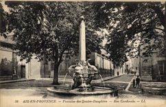 CPA Aix en Provence Fontaine des Quatre Dauphins Rue Cardinale 