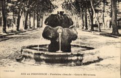 CPA Aix en Provence Fontaine d'eau chaude Cours Mirabeau 