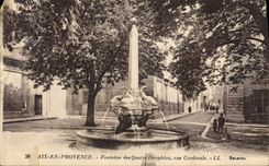 CPA Aix en Provence Fontaine des Quatre Dauphins rue Cardinale 