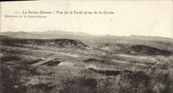 CPA La Sainte Baume Vue de la Foret prise de la Grotte 