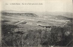 CPA La Sainte Baume Vue de la Foret prise de la Grotte 