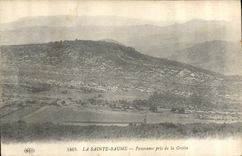 CPA La Sainte Baume Panorama pris de la Grotte 