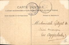 CPA La Sainte Baume Le Saint Pilon et la Grotte 