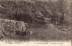 CPA La Sainte Baume La Fontaine de Nans 