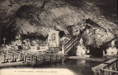 CPA La Sainte Baume Interieur de la Grotte 