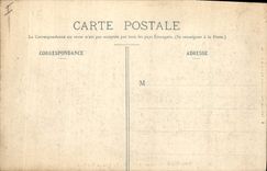 CPA La Tolede Auvergnate Salers Cantal Cour d'Honneur de la Maison de Bargues 