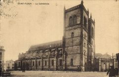 CPA Saint Flour La Cathedrale 