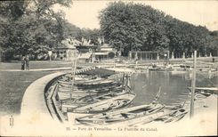 CPA Parc de Versailles La Flotille du Canal 