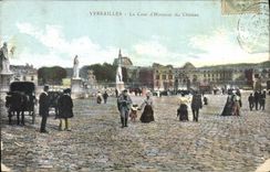 CPA Versailles La Cour d'Honneur du Chateau 