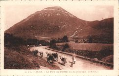 CPA Le Puy de Dome vu du pied 