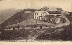 CPA Auvergne Sommet du Puy de Dome L'Auberge du Temple de Mercure et les Domes Sud 