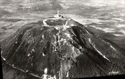 CPA En avion sur le Puy de Dome 