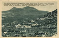 CPA Aux pieds des spectateurs se deroule pres d'un quart du territoire francais 