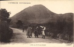 CPA L'Auvergne Pittorisque Le Puy de Dome 