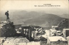 CPA L'Auverne Sommet du Puy de Dome et les Domes 