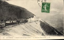 CPA Auvergne Chemin de fer du Puy de Dome Le Train sur Flan du Puy 