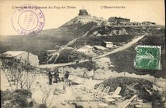 CPA L'Arrivee au sommet du Puy de Dome L'Observatoire 