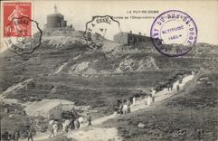 CPA Le Puy de Dome La Montee de l'Observatoire 
