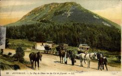 CPA Auvergne Le Puy de Dome vu du Col de Ceyssat 