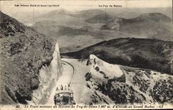 CPA Le Train montant au Sommet du Puy de Dome 