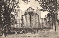 CPA Env de Chatel Guyon Entree du Chateau de Chazeron 
