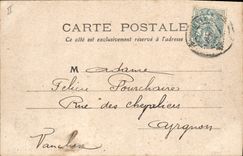 CPA Le Moulin du Pont du Gard Vue prise du Pont