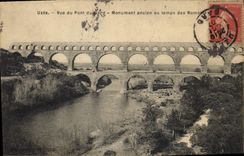 CPA Uzes Vue du Pont du Gard Monument ancien au temps des Romains 