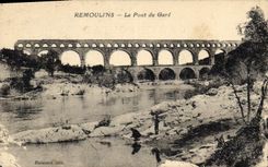 CPA Remoulins Le Pont du Gard 