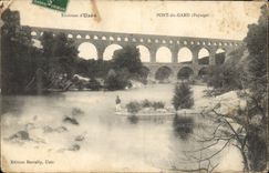 CPA Environs d'Uzes Pont du Gard Paysage 