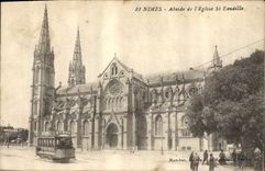 CPA Nimes Abside de l'Eglise St Eaudille Tramway