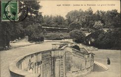 CPA Nimes Jardins de la Fontaine Le grand Escalier 
