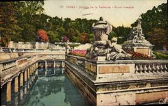 CPA Nimes Jardin de la Fontaine Bains romains 