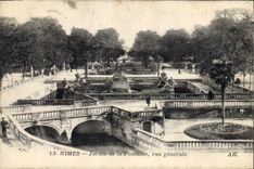CPA Nimes Jardin de la Fontaine vue generale 