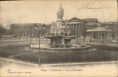 CPA Nimes L'Esplanade Vue d'Ensemble 