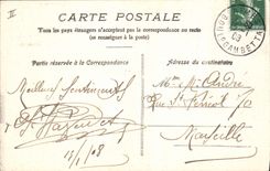 CPA Nimes La Maison Carree et le Theatre 