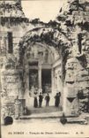 CPA Nimes Temple de Diane interieur 