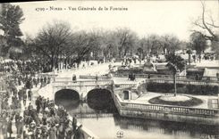 CPA Nimes vue generale de la Fontaine 