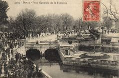 CPA Nimes vue generale de la Fontaine 