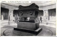 CPA Paris le Tombeau de Napoleon aux Invalides 