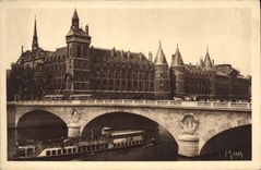 CPA Les Petits Tableaux de Paris la Conciergerie la Tour de l'Horloge et le Pont au Change 