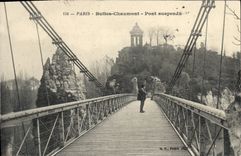 CPA Paris Buttes Chaumont Pont suspendu 