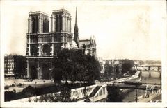 CPA Paris en Flanant Notre Dame de Paris vue generale 