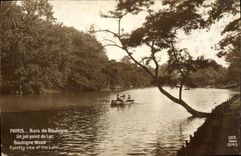 CPA Paris Bois de Boulogne Un joli point du Lac 