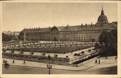 CPA Paris L'Hotel des Invalides vu de l'Esplanade 
