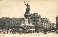 CPA Paris Place et Statue de la Republique 