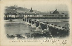 CPA Lyon Le Pont de la Guillotiere et l'Hotel Dieu 