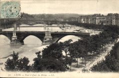 CPA Lyon Pont et Quai du Rhone 