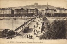CPA Lyon Pont Lafayette et Coteau de Fourviere 