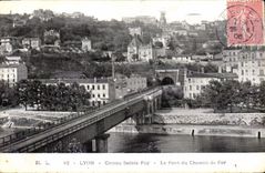CPA Lyon Coteau Sainte Foy Le Pont du Chemin de Fer 