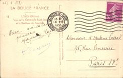 CPA Lyon Rhone Vue sur la Cathedrale Saint Jean et la Basilique de Fourviere 